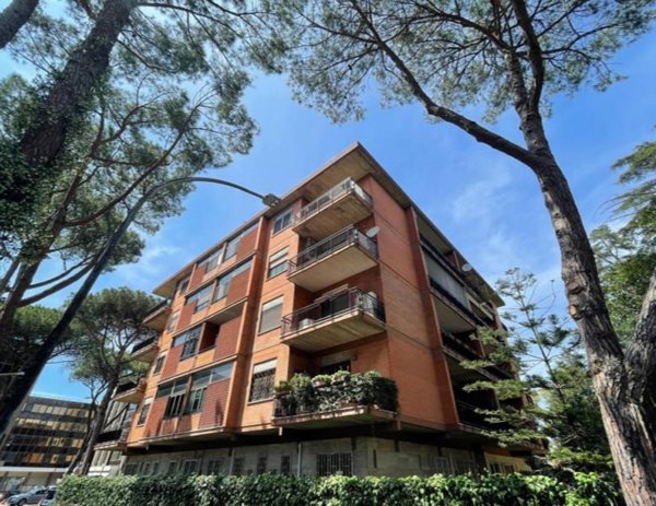 appartamento in vendita a Roma in zona Mostacciano