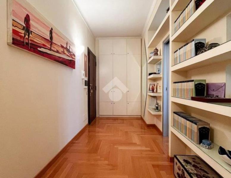appartamento in vendita a Roma in zona Tuscolano