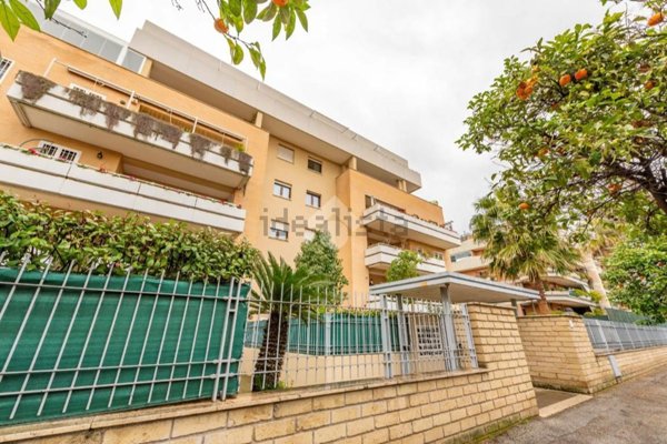 appartamento in vendita a Roma in zona Mezzocammino
