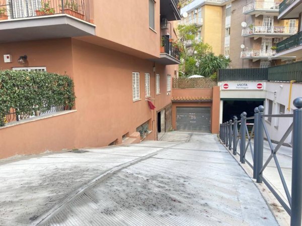 casa indipendente in vendita a Roma in zona Monte Sacro/Talenti