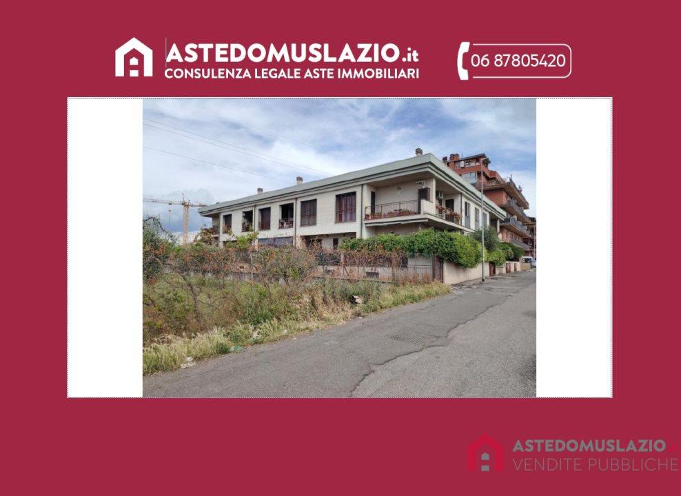 appartamento in vendita a Roma in zona Casal Morena
