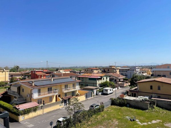 appartamento in vendita a Roma in zona Ostiense