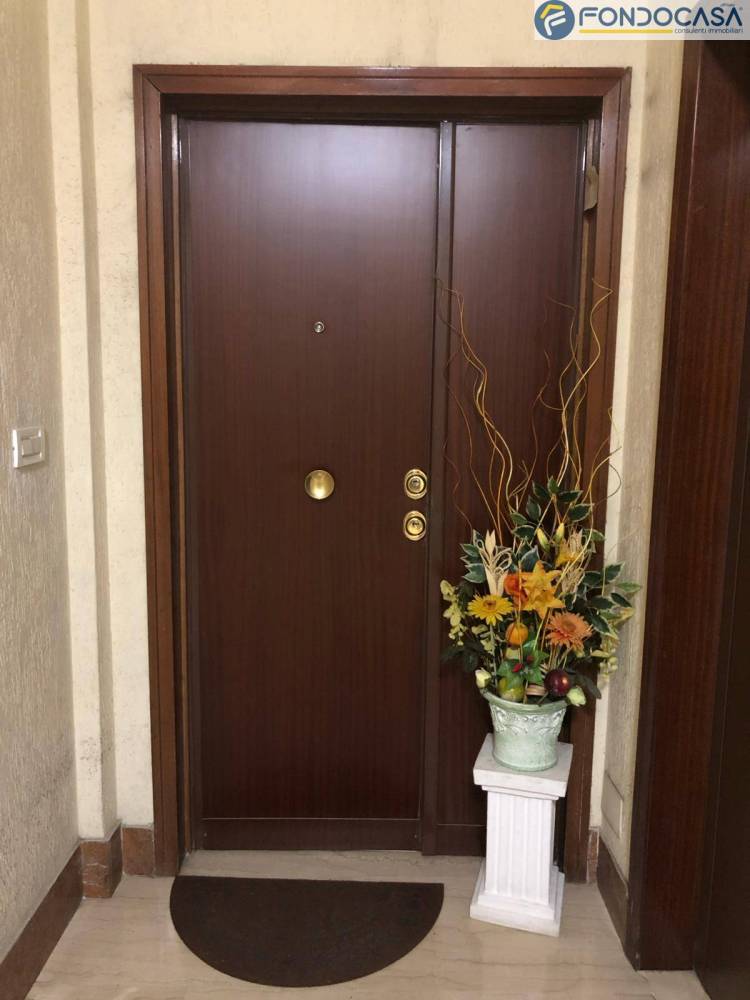 appartamento in vendita a Roma in zona Appio Claudio