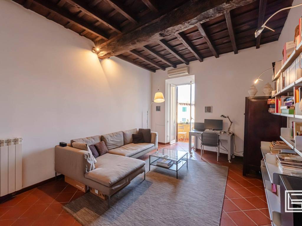appartamento in vendita a Roma in zona Trastevere