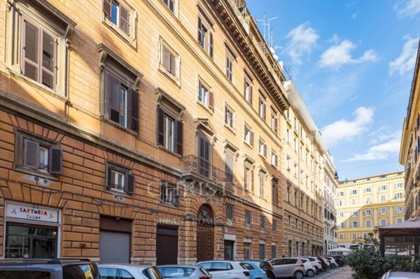 appartamento in vendita a Roma in zona Ludovisi/Sallustiano