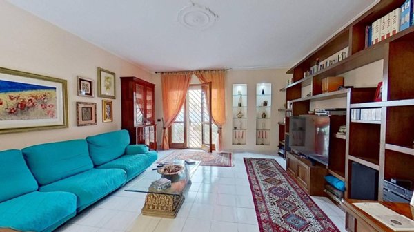 appartamento in vendita a Roma in zona Dragoncello