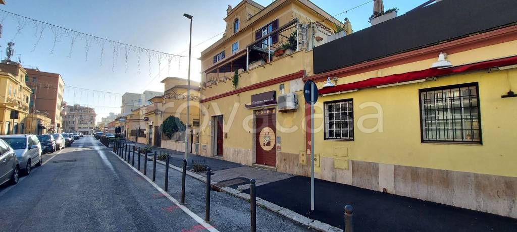 appartamento in vendita a Roma in zona Ostia