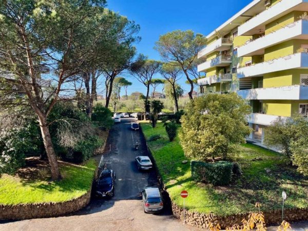 appartamento in vendita a Roma in zona Casalotti