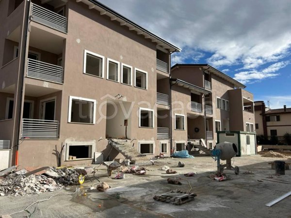 appartamento in vendita a Roma in zona Ponte di Nona