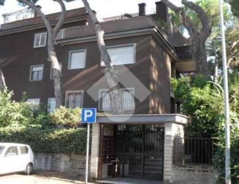 appartamento in vendita a Roma in zona Torre Gaia