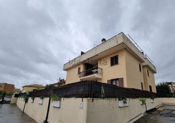 appartamento in vendita a Roma in zona Montespaccato