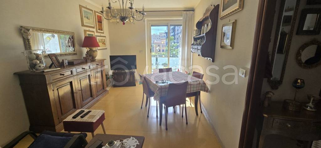 appartamento in vendita a Roma in zona Ostiense