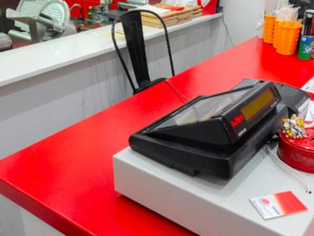 negozio in vendita a Roma in zona Monte Sacro/Talenti