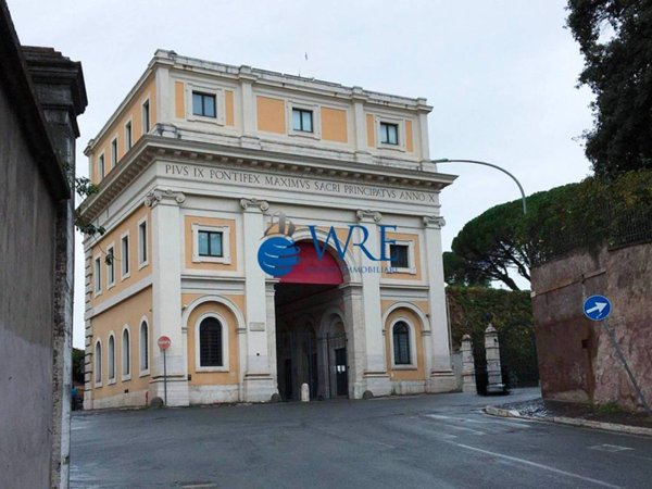 appartamento in vendita a Roma in zona Gianicolense