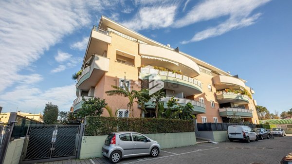 appartamento in vendita a Roma in zona Dragona/Bagnoletto