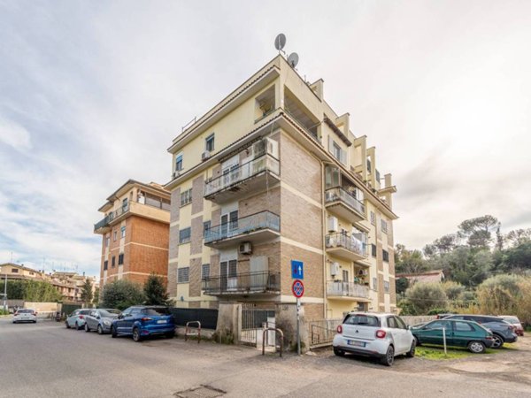 appartamento in vendita a Roma in zona Portuense