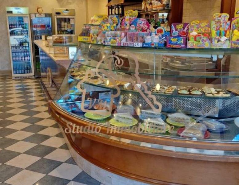 negozio in vendita a Roma in zona Ottavia