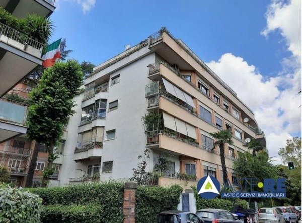 appartamento in vendita a Roma in zona Della Vittoria