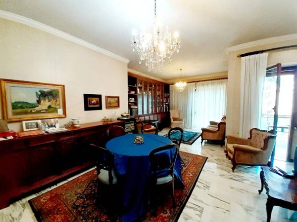 appartamento in vendita a Roma in zona Tomba di Nerone