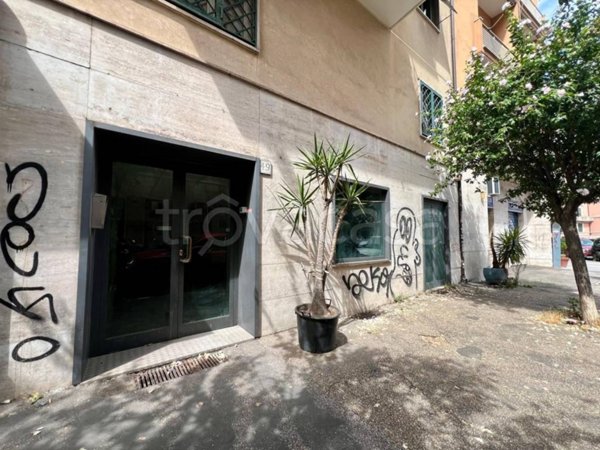 appartamento in vendita a Roma in zona Tuscolano