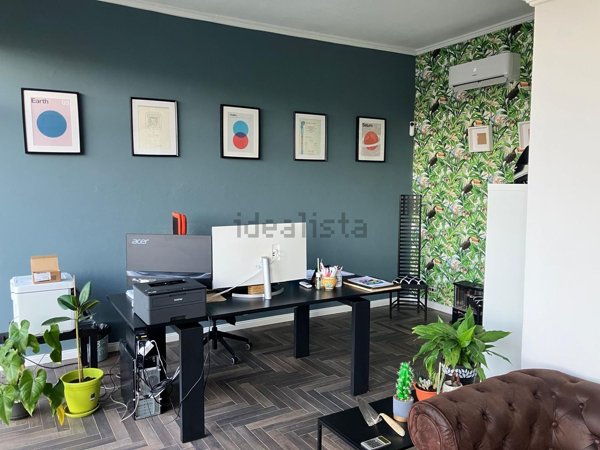 locale commerciale in vendita a Roma in zona Ostia