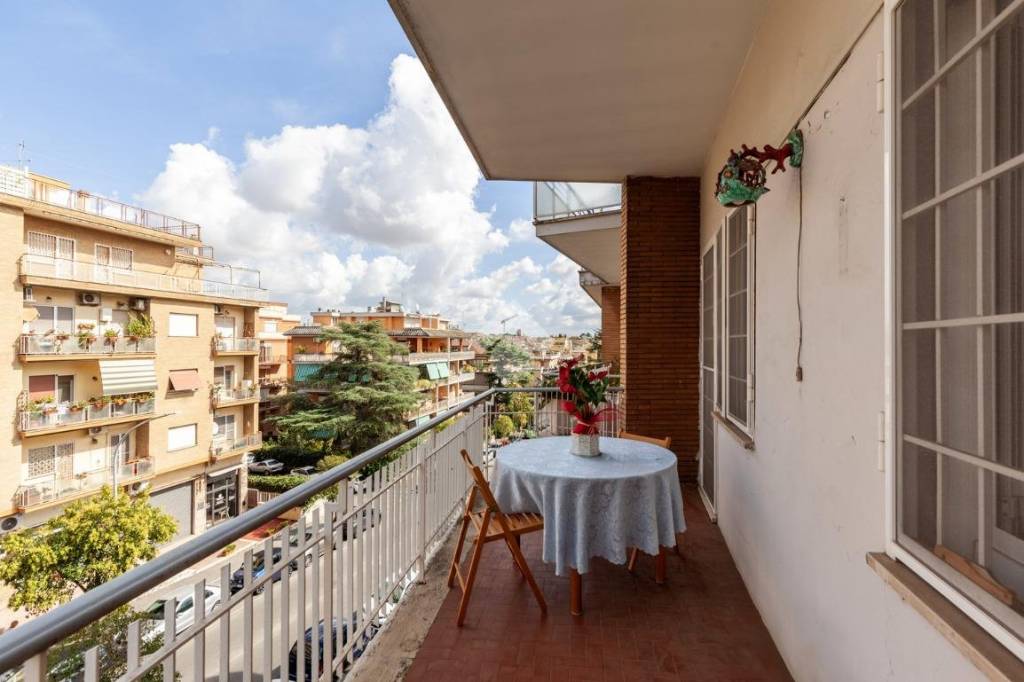 appartamento in vendita a Roma in zona Gianicolense