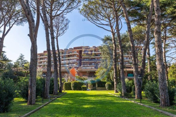 appartamento in vendita a Roma in zona Acilia