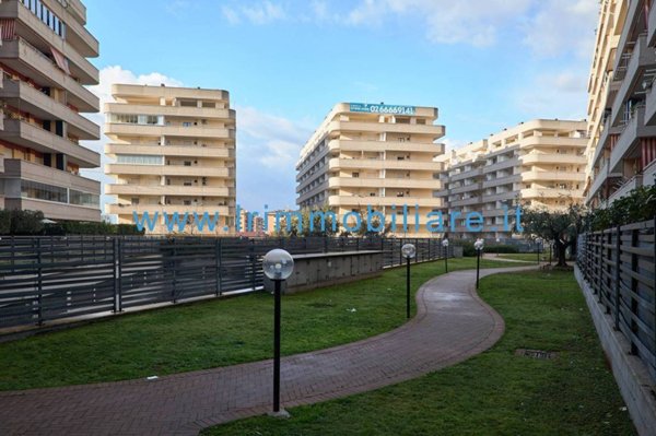 appartamento in vendita a Roma in zona Giuliano Dalmata