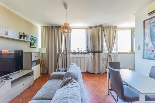 appartamento in vendita a Roma in zona Torre Gaia