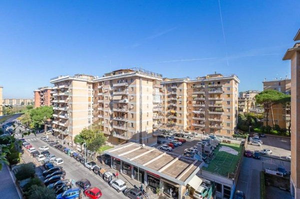 appartamento in vendita a Roma in zona Cinecittà