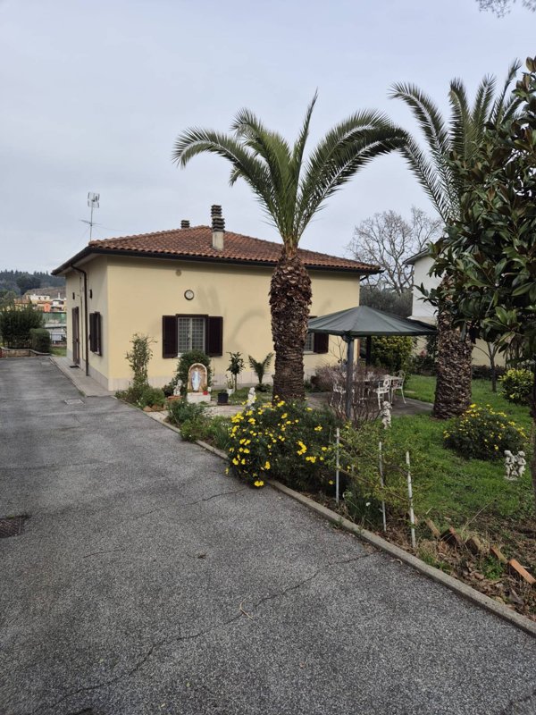 casa indipendente in vendita a Roma in zona Flaminio