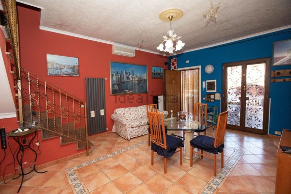 casa indipendente in vendita a Roma in zona Giardini di Corcolle
