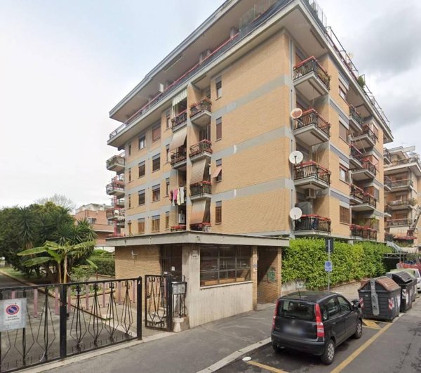 appartamento in vendita a Roma in zona Ostia