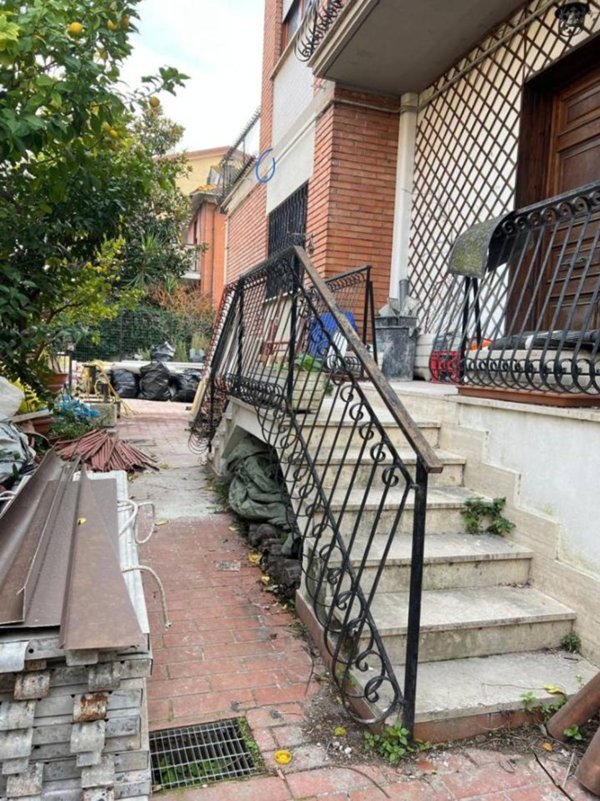 appartamento in vendita a Roma in zona Cinquina