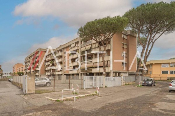 appartamento in vendita a Roma in zona San Basilio