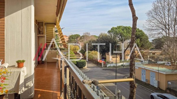 appartamento in vendita a Roma in zona San Basilio