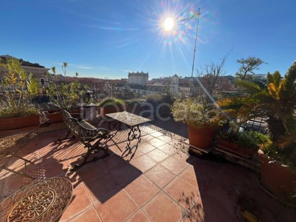 appartamento in vendita a Roma in zona Rione di Ponte