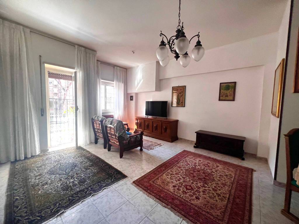 appartamento in vendita a Roma in zona Ostia