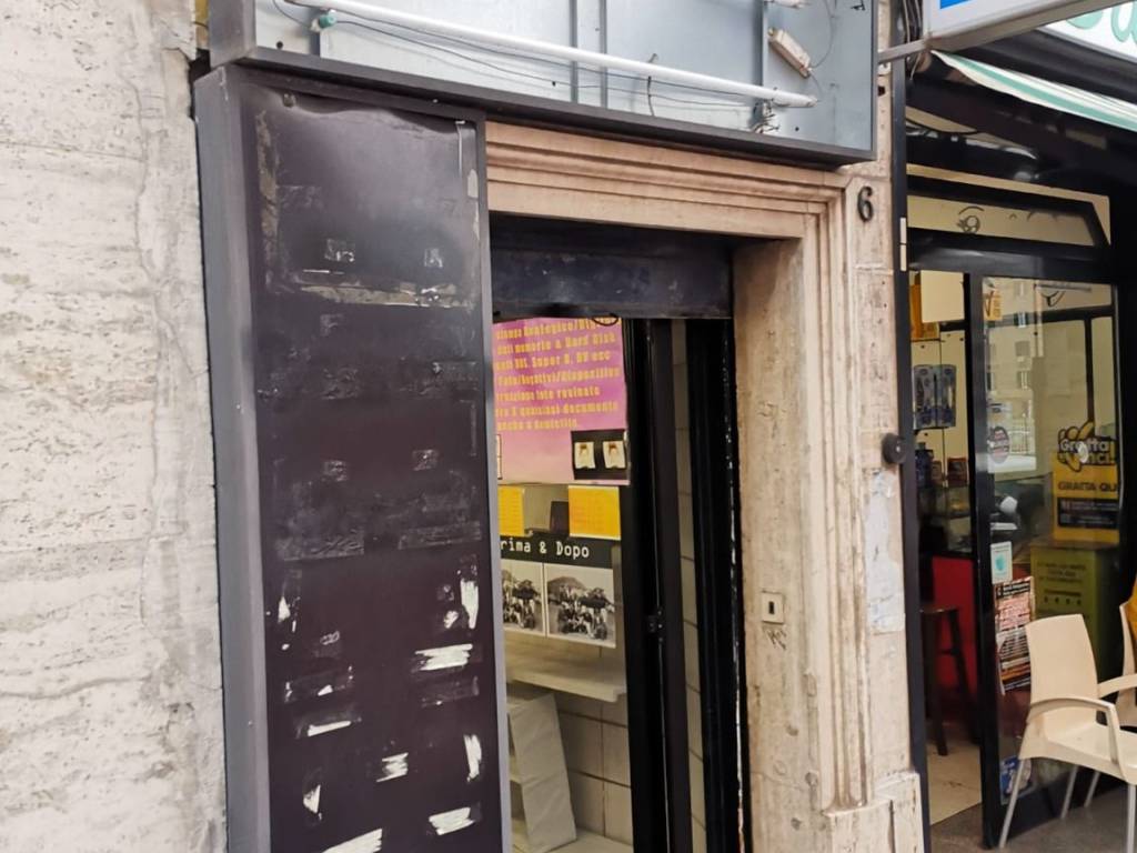 negozio in vendita a Roma in zona Trionfale