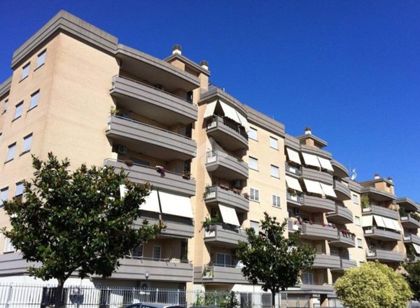appartamento in vendita a Roma in zona Ponte di Nona