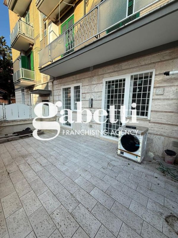 appartamento in vendita a Roma in zona Tor Vergata/Torrenova