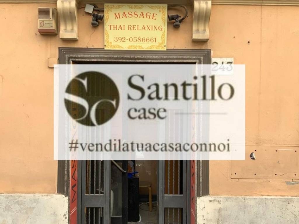 negozio in vendita a Roma in zona Tor di Quinto