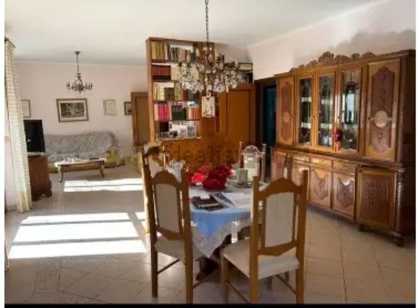 appartamento in vendita a Roma in zona Acilia