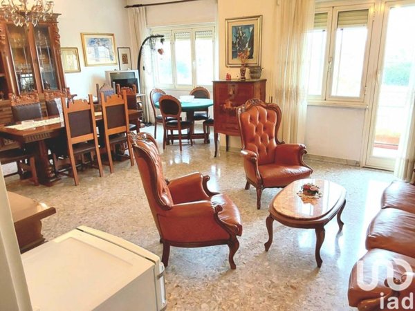 appartamento in vendita a Roma in zona Ardeatino