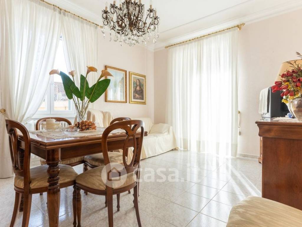 appartamento in vendita a Roma in zona Torre Maura