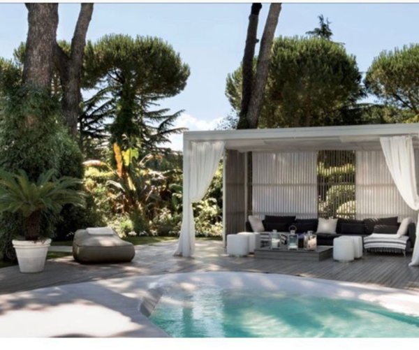 casa indipendente in vendita a Roma in zona Ardeatino