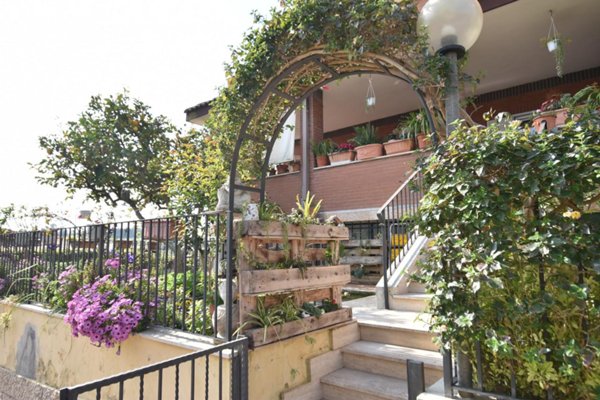 casa indipendente in vendita a Roma in zona Spallette