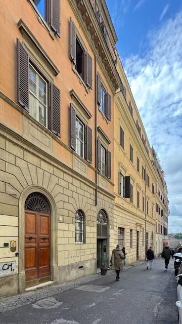 appartamento in vendita a Roma in zona Celio