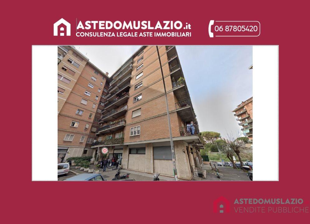 appartamento in vendita a Roma in zona Ostiense