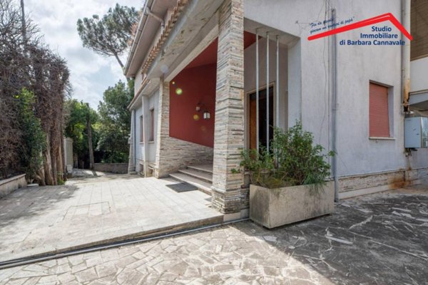 casa indipendente in vendita a Roma in zona Vitinia